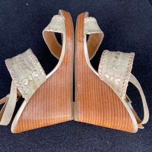 Jack Rogers Vanessa Wedge size 6